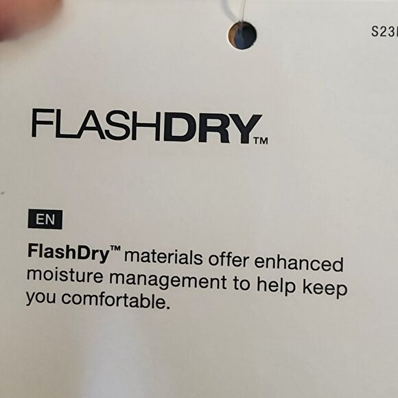 The North Face Plus Size Floral Black Active Crop Top‎ Size 3XL NEW $45 MSRP - Picture 10 of 13